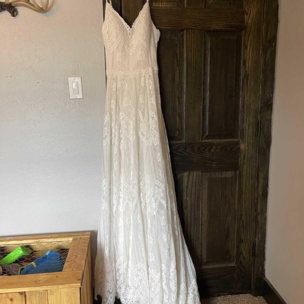Very Beautiful Wedding Dress